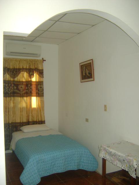 Las Gardenias Hotel Puerto Villamil Exterior photo