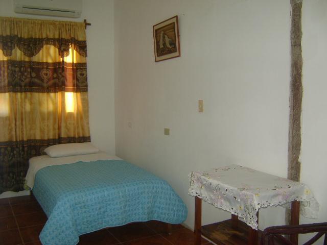 Las Gardenias Hotel Puerto Villamil Exterior photo