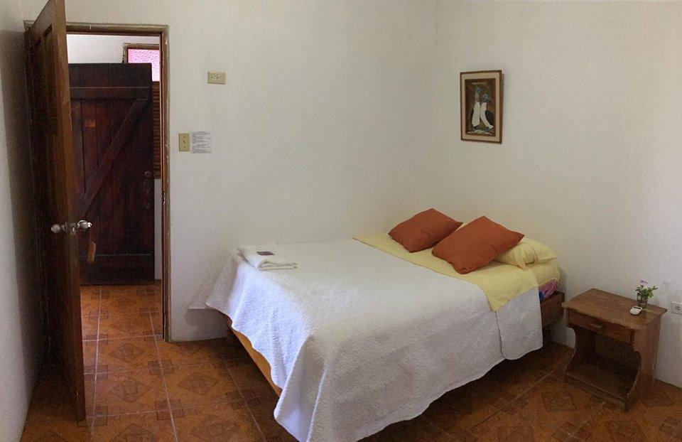 Las Gardenias Hotel Puerto Villamil Exterior photo